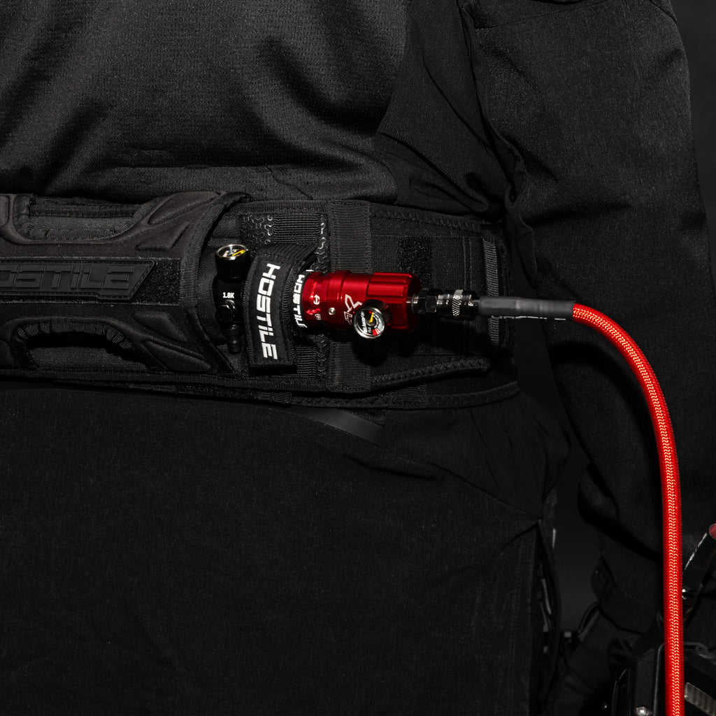 Hostile® XLP Regulator - Top Port Quick-Disconnect - Red
