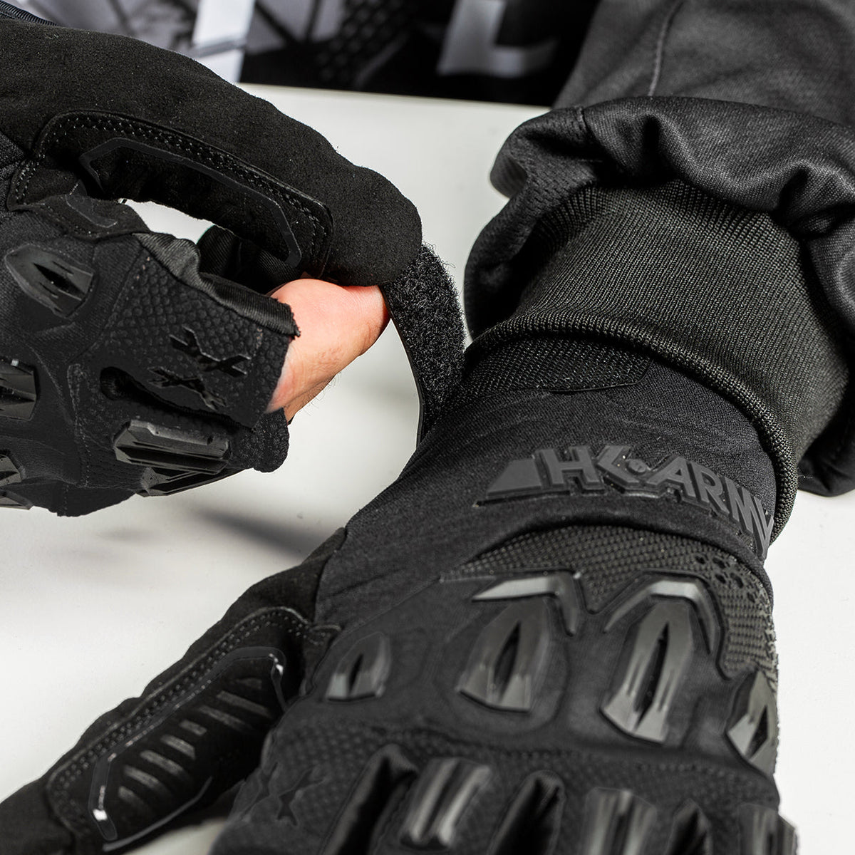 Hardline Armored Glove  - Blackout